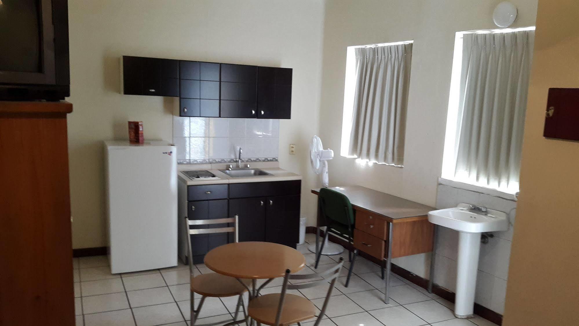 Nueva York Hotel Guadalajara Eksteriør billede