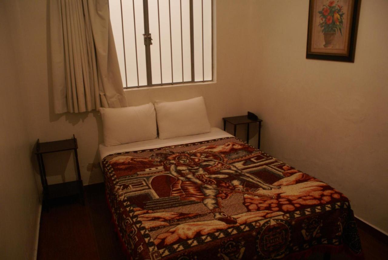 Nueva York Hotel Guadalajara Eksteriør billede